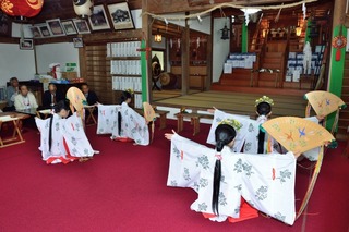 岩田神社 浦安の舞b01a.jpg